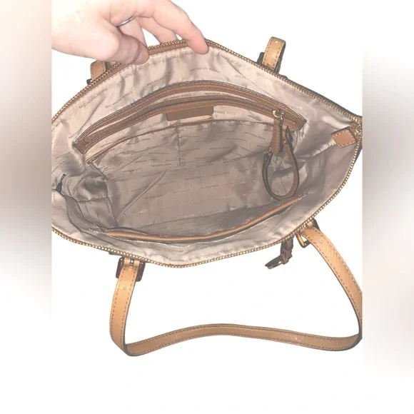 Michael Kors Charlotte Tan/Brown Jet Set Saffiano Leather Top Zip Tote Handbag - Picture 7 of 10